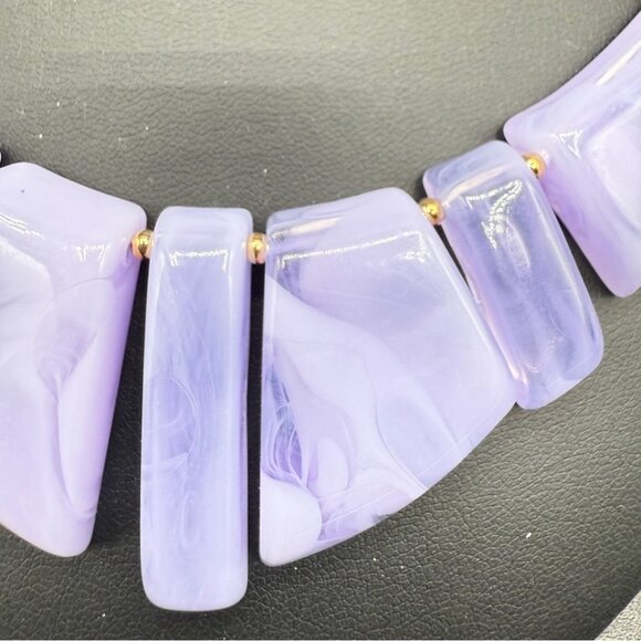 Vintage Lilac Purple Lucite Geometric Abstract Chunky Necklace - Picture 12 of 15